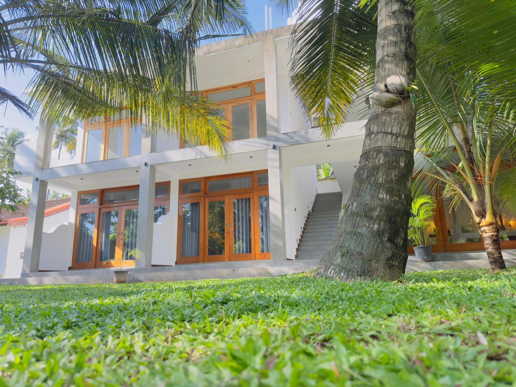 New Ocean Breeze Madiha Hotel Matara Exterior photo